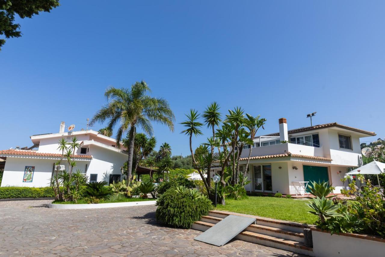 Villa Kore, Capo Vaticano Luaran gambar